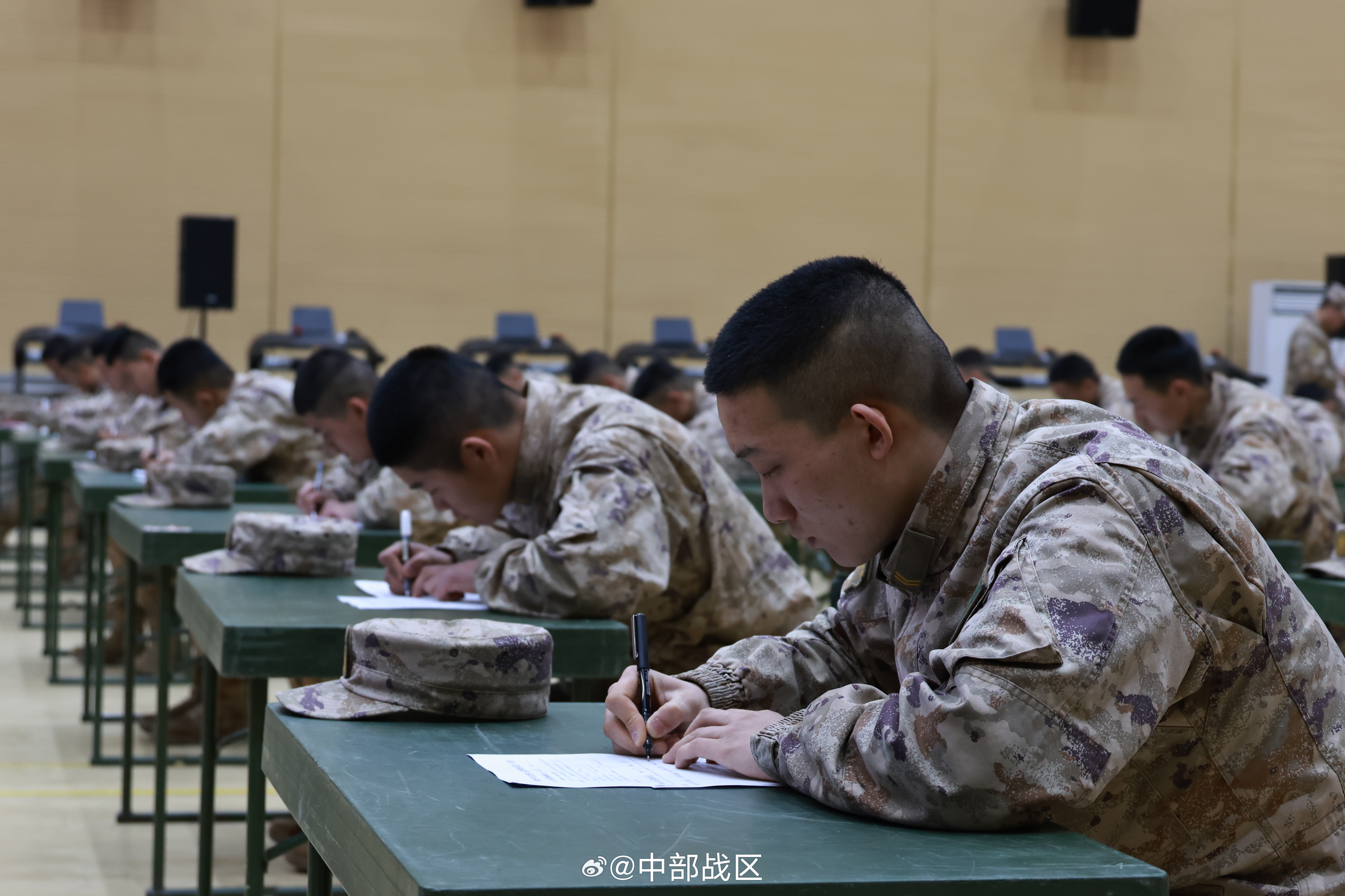 1xBit体育中国官网-包含到位备战工作,国家队士气高昂的词条